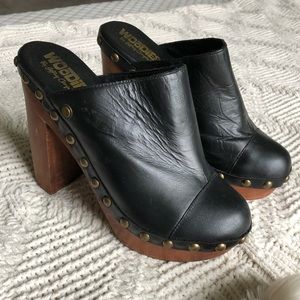 Woodies by Jeffrey Campbell